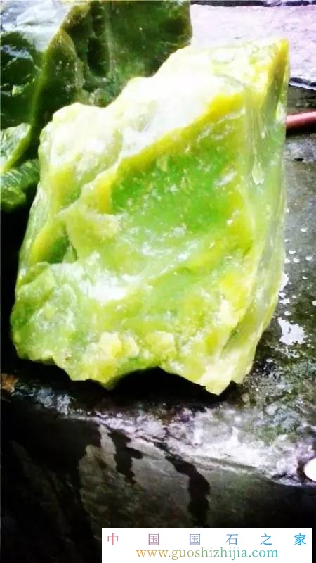 雅安绿石简介百度百科