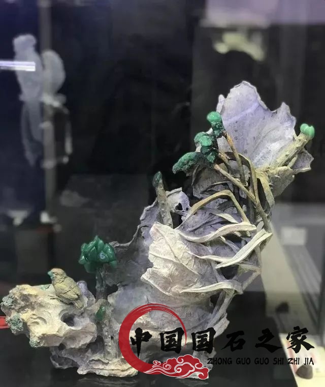 这个摆件拍出47万!雅安绿又是什么绿! 这个摆件拍出47万!雅安绿又是什么绿!