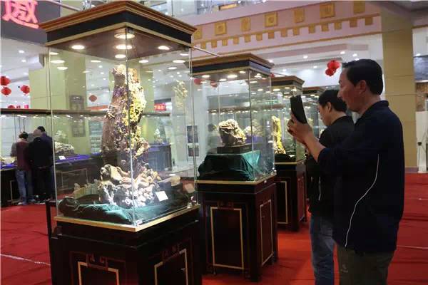 青田石雕大师杜立华、金长厚、林建新、邱柳业、徐永泽、叶建海、叶志伟、周铁建,庄孝通等大师石雕作品 青田石雕大师杜立华、金长厚、林建新、邱柳业、徐永泽、叶建海、叶志伟、周铁建,庄孝通等大师石雕作品