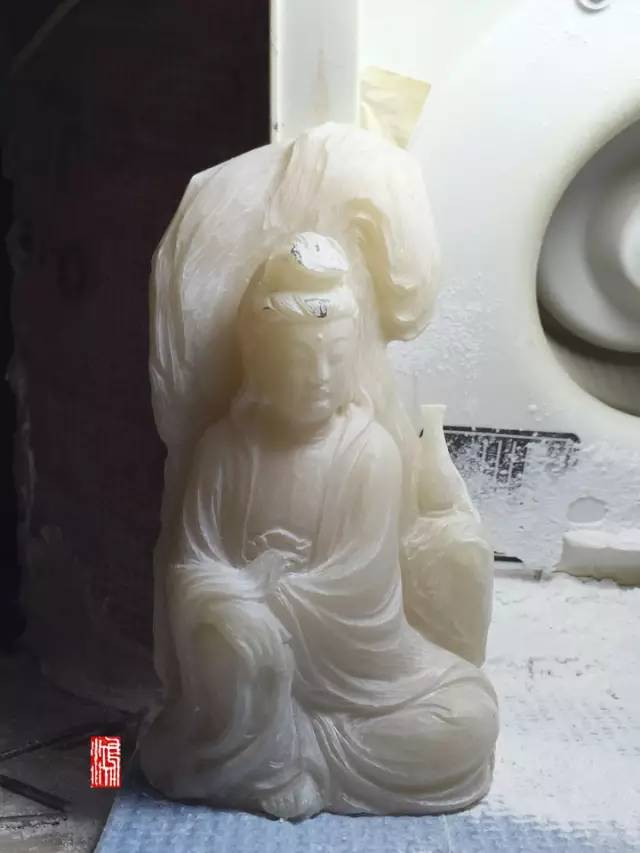 寿山石观音摆件 寿山石的雕刻过程