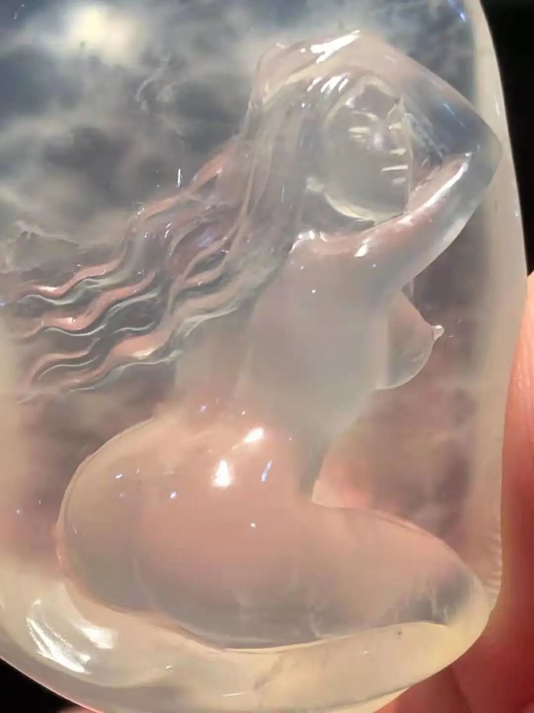 寿山石大师陈在伟作品。他的作品藏着各色东方美人,太撩人了! 寿山石大师陈在伟作品。他的作品藏着各色东方美人,太撩人了!