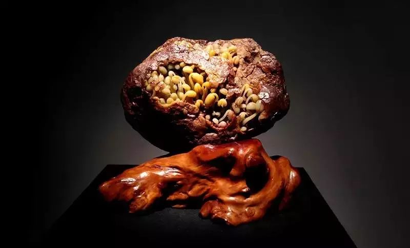 青田石雕艺术特色:斧凿夺神鬼,人巧胜天然 青田石雕艺术特色:斧凿夺神鬼,人巧胜天然