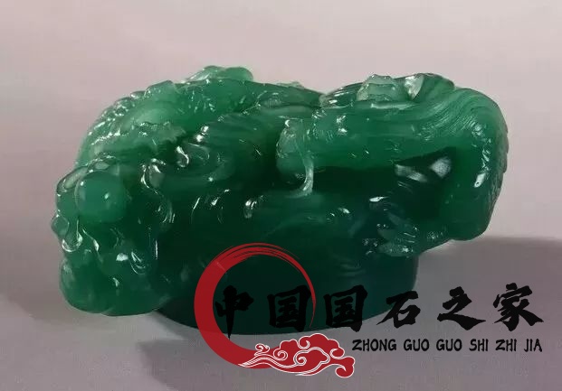 雅安玉石原料产地雅安绿是什么材质 雅安玉石原料产地雅安绿是什么材质