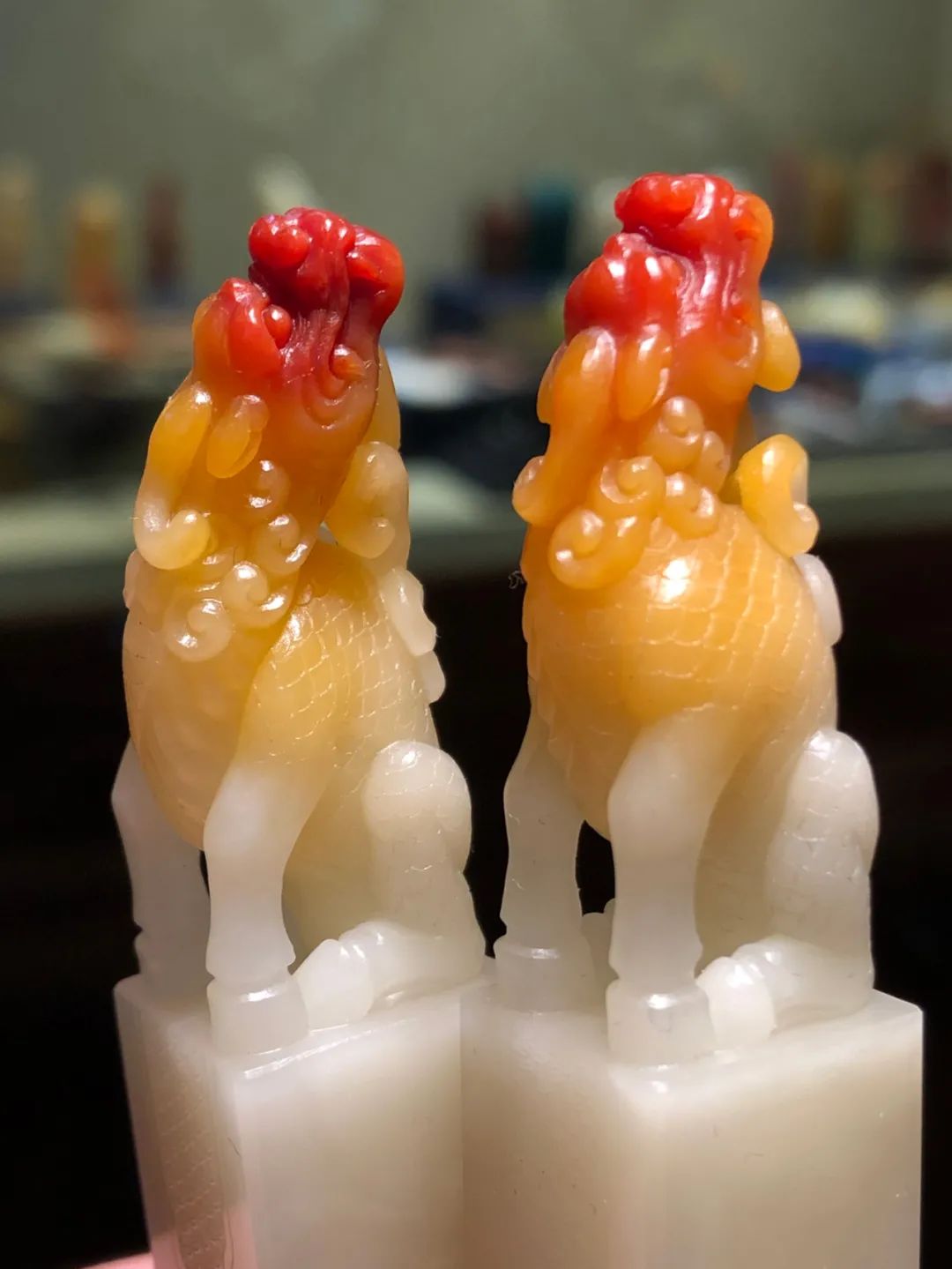 雷剑镖大师作品高品质方正寿山三彩芙蓉对章，迸发出的美意让人叹为观止!