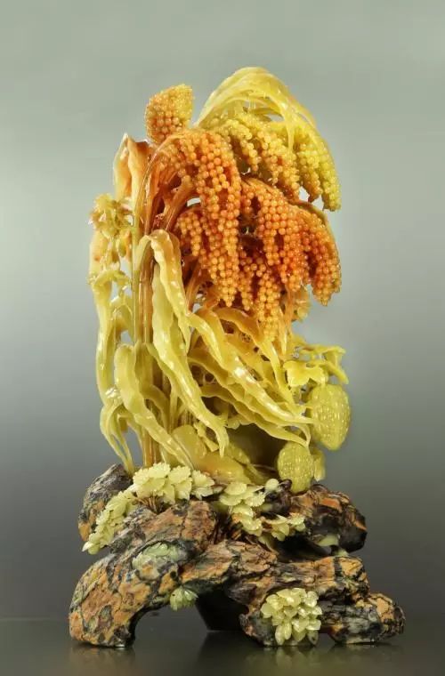 青田石雕艺术特色:斧凿夺神鬼,人巧胜天然 青田石雕艺术特色:斧凿夺神鬼,人巧胜天然