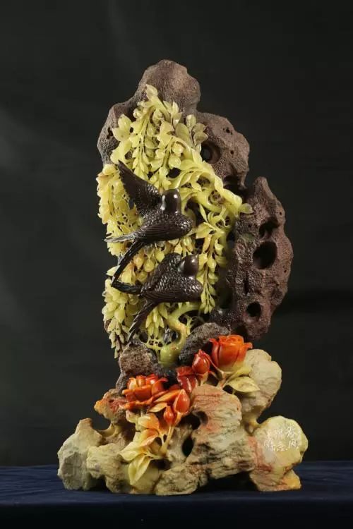 青田石雕艺术特色:斧凿夺神鬼,人巧胜天然 青田石雕艺术特色:斧凿夺神鬼,人巧胜天然