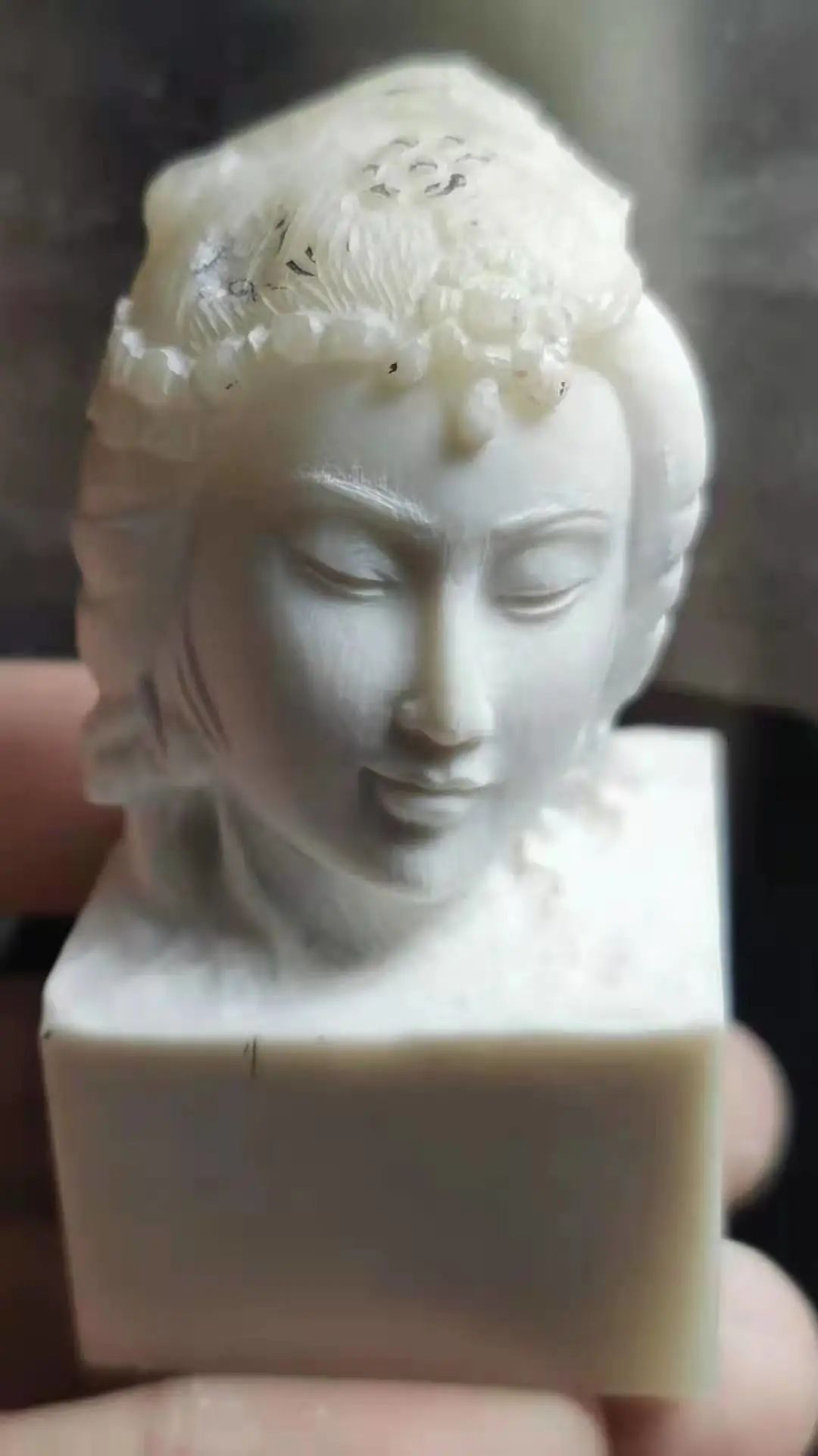 寿山石大师陈在伟作品。他的作品藏着各色东方美人,太撩人了! 寿山石大师陈在伟作品。他的作品藏着各色东方美人,太撩人了!
