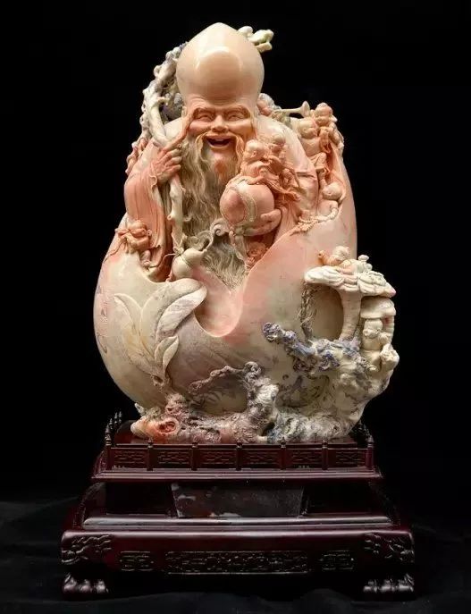 青田石雕艺术特色:斧凿夺神鬼,人巧胜天然 青田石雕艺术特色:斧凿夺神鬼,人巧胜天然
