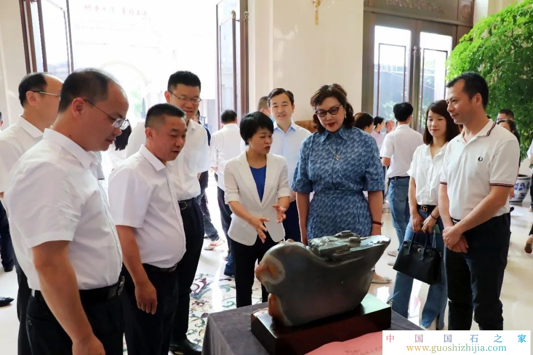 2022青田石雕大师精品展会在绍兴市新昌县举行