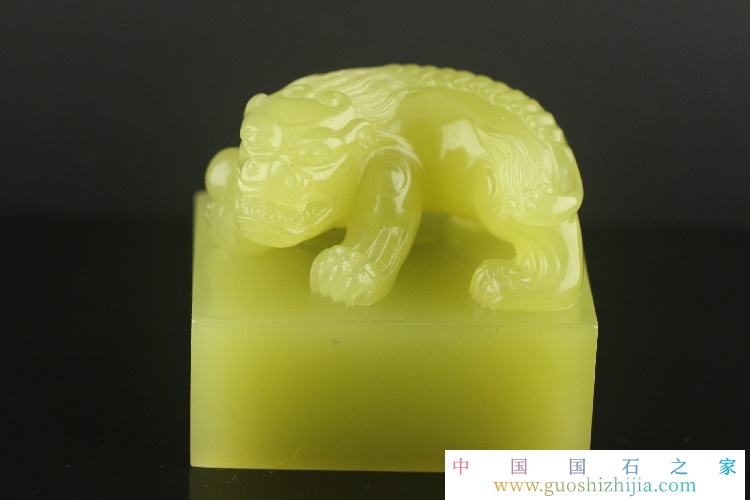 艾叶绿寿山石的价格