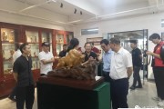 “艺海撷珍 华耀桑梓”黄余呈大师石雕精品展举行